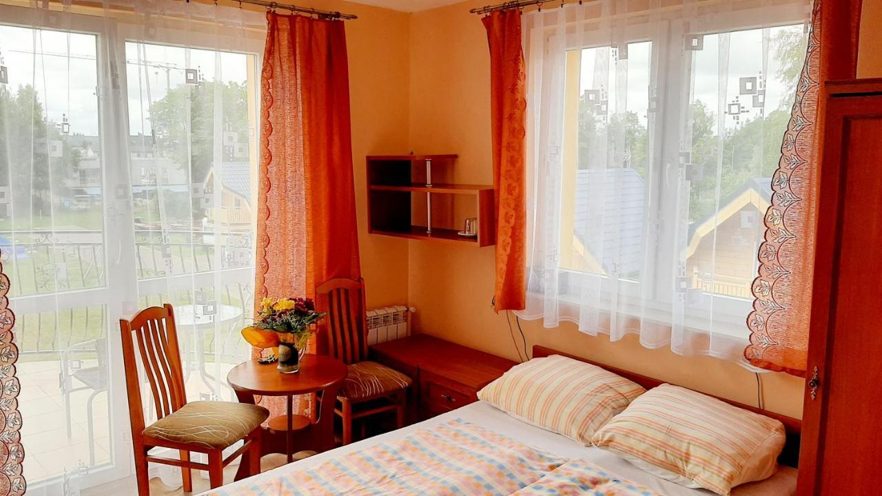 Janosik II Hotel Ustronie Morskie Exterior photo